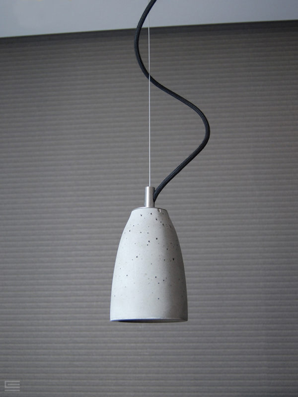 betonowa lampa